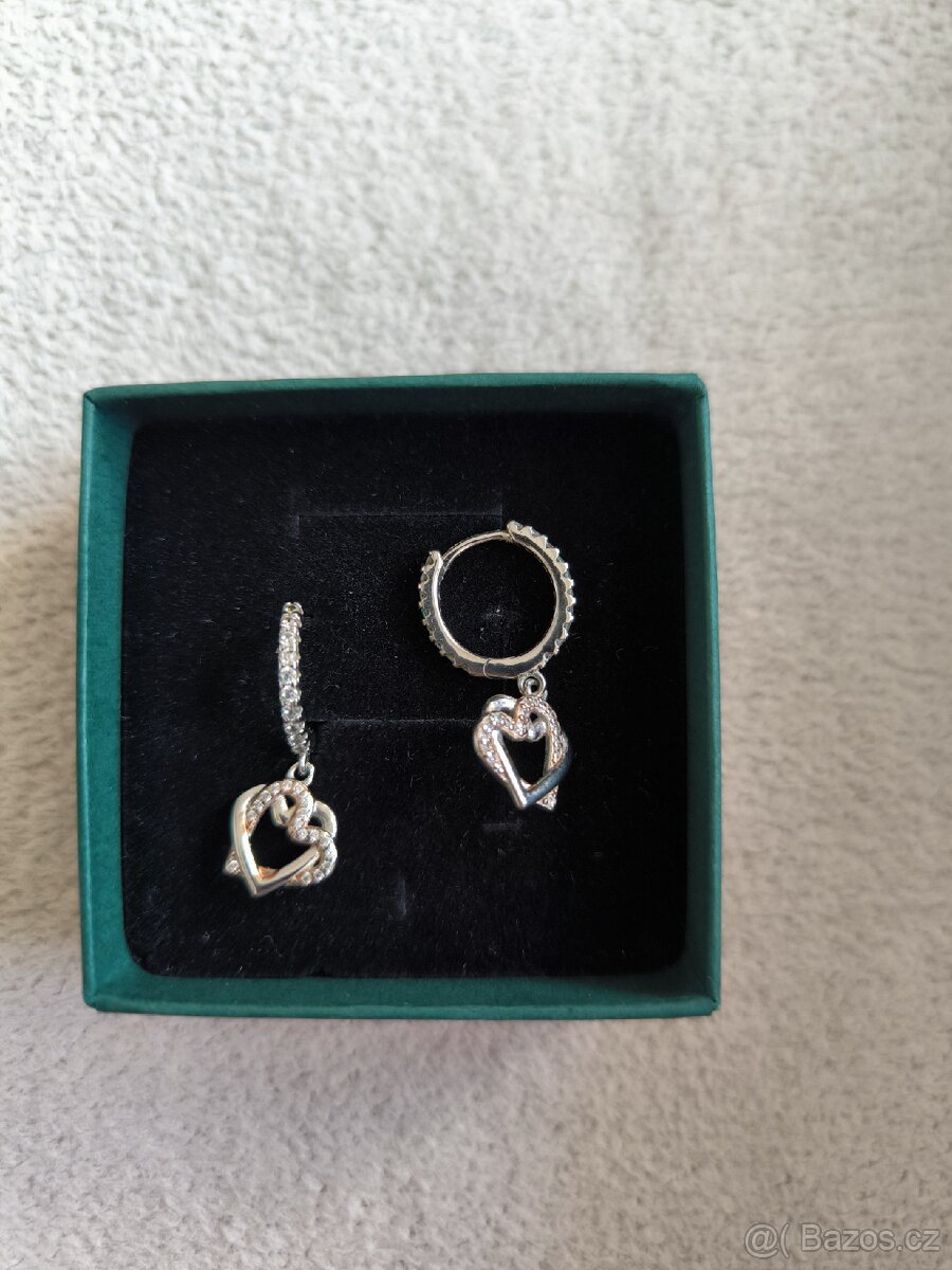 Náušnice kroužky se srdíčkem - 2