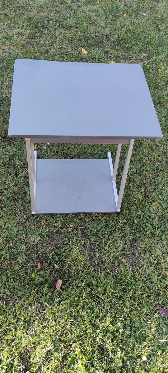 PC stůl pro PC, NTB s vysouvací deskou - 2