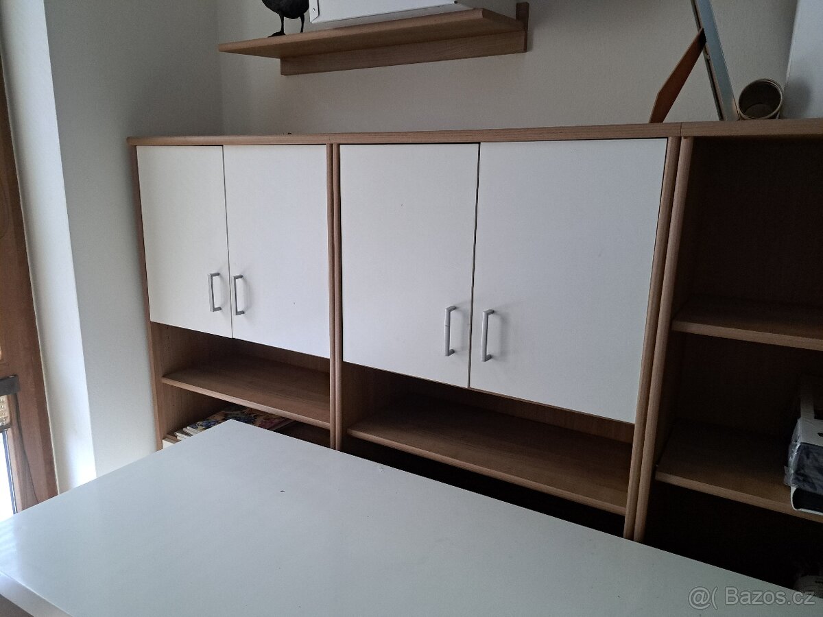 Pracovní stůl IKEA - 2