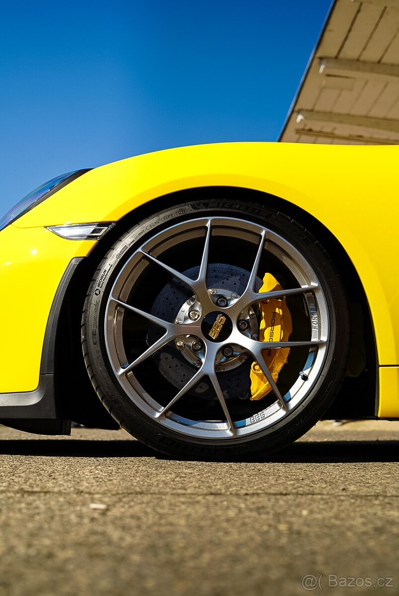 Porsche Cayman 981S - 2