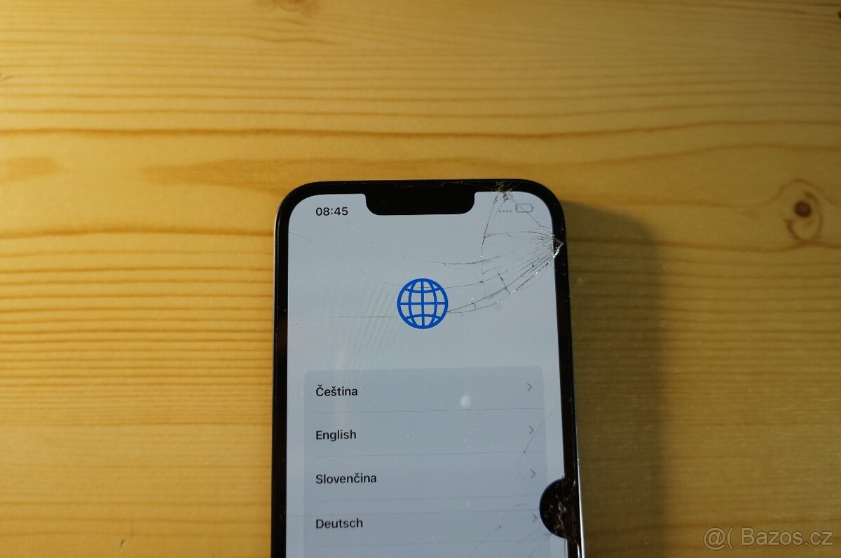 iPhone 13 – zamknutý iCloud, prakslý display - 2