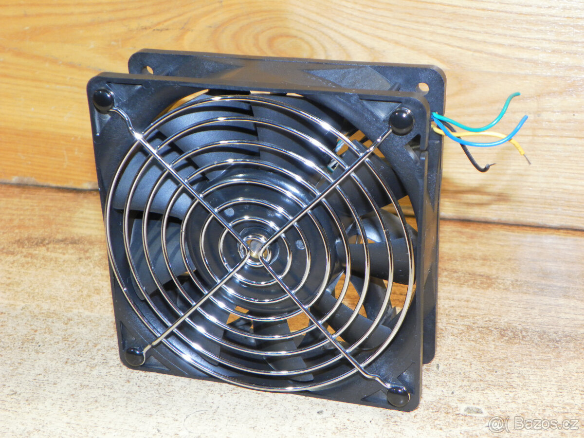 Výkonný ventilátor NIDEC V34809, 12 VDC, 6,2 m3 / min. - 2