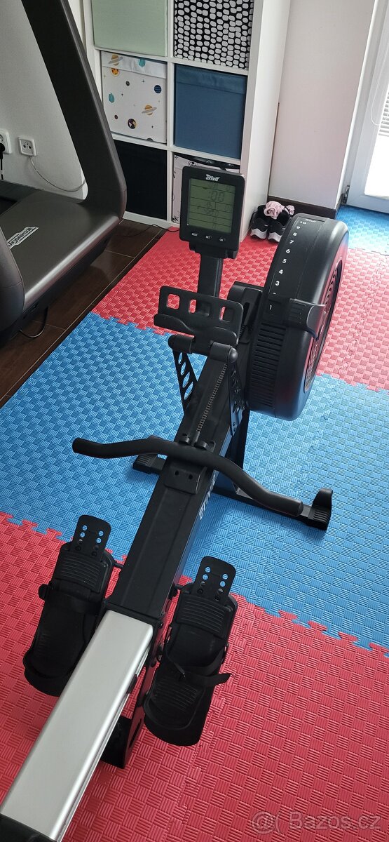 Veslařsky trenažér - 2