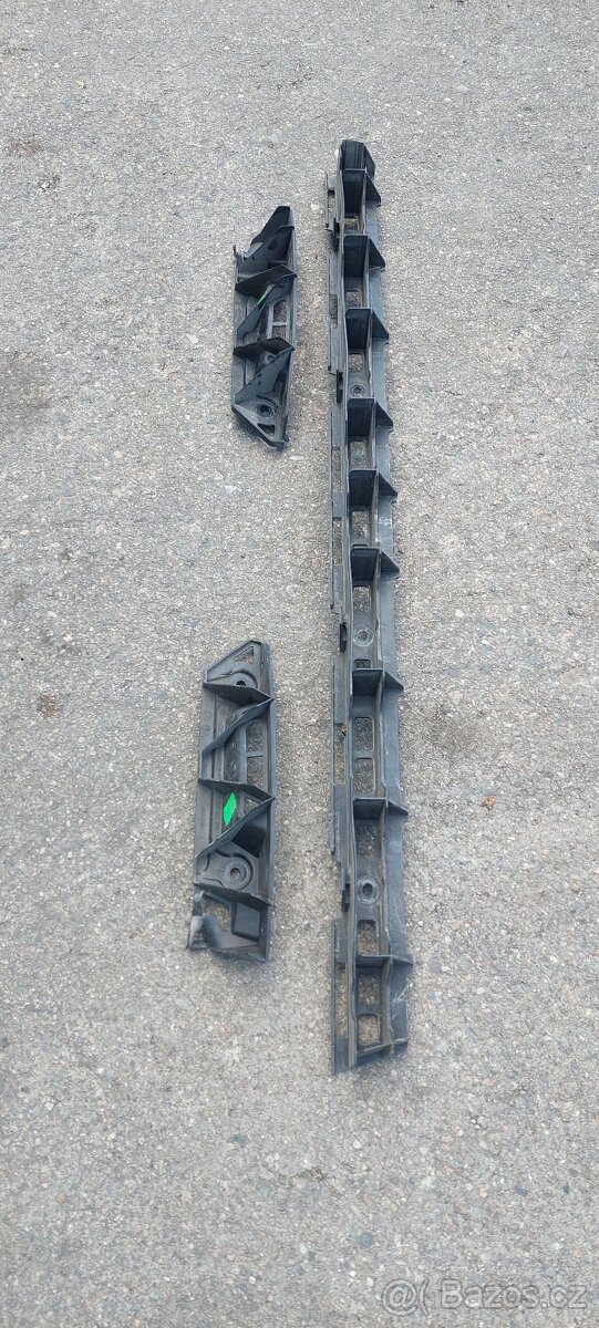 Držák zadní nárazníku - 2