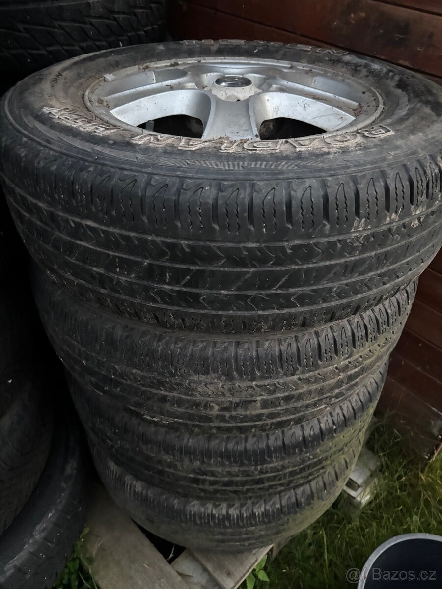 R16 5x114,3 - 225/70 R16 - 2