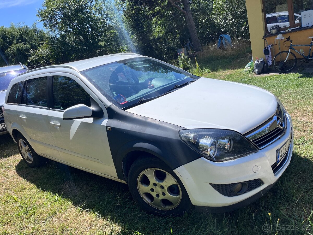 Opel Astra H - 2