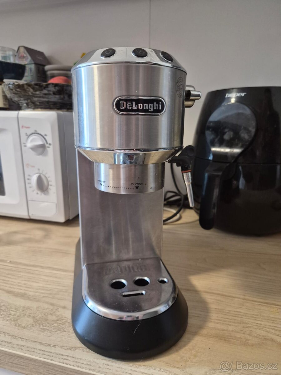 DeLonghi Dedica EC 685 - 2