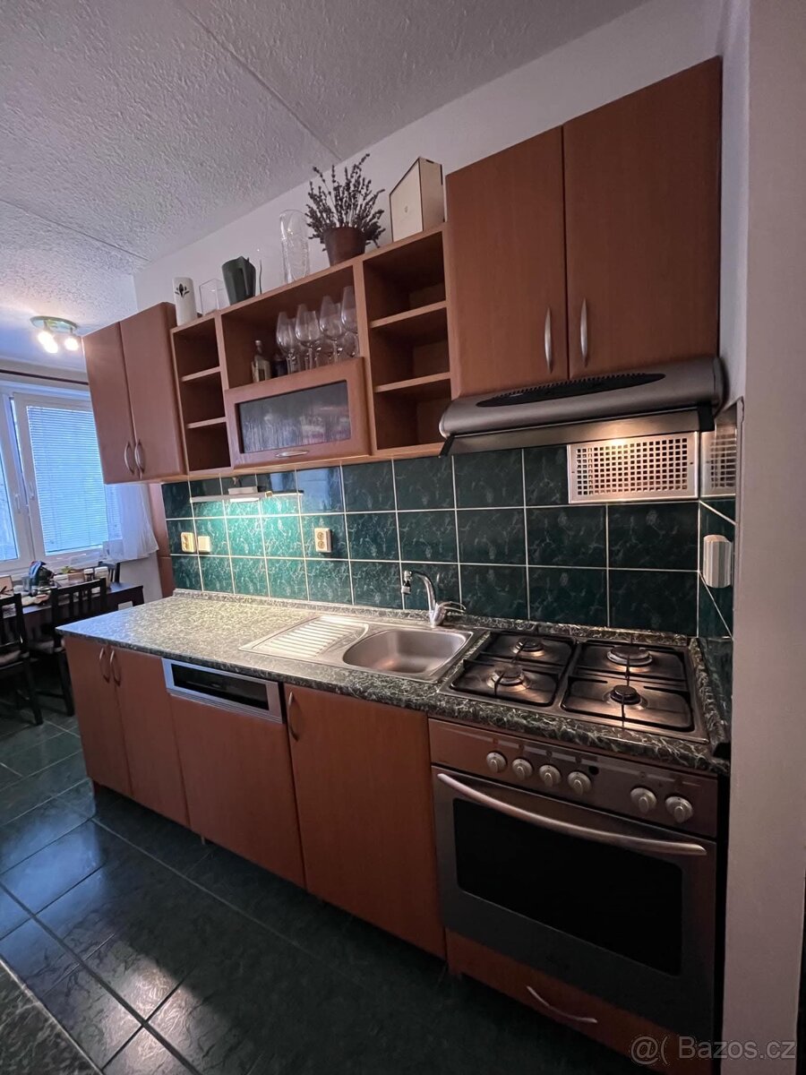 Kuchyňský nábytek - 2