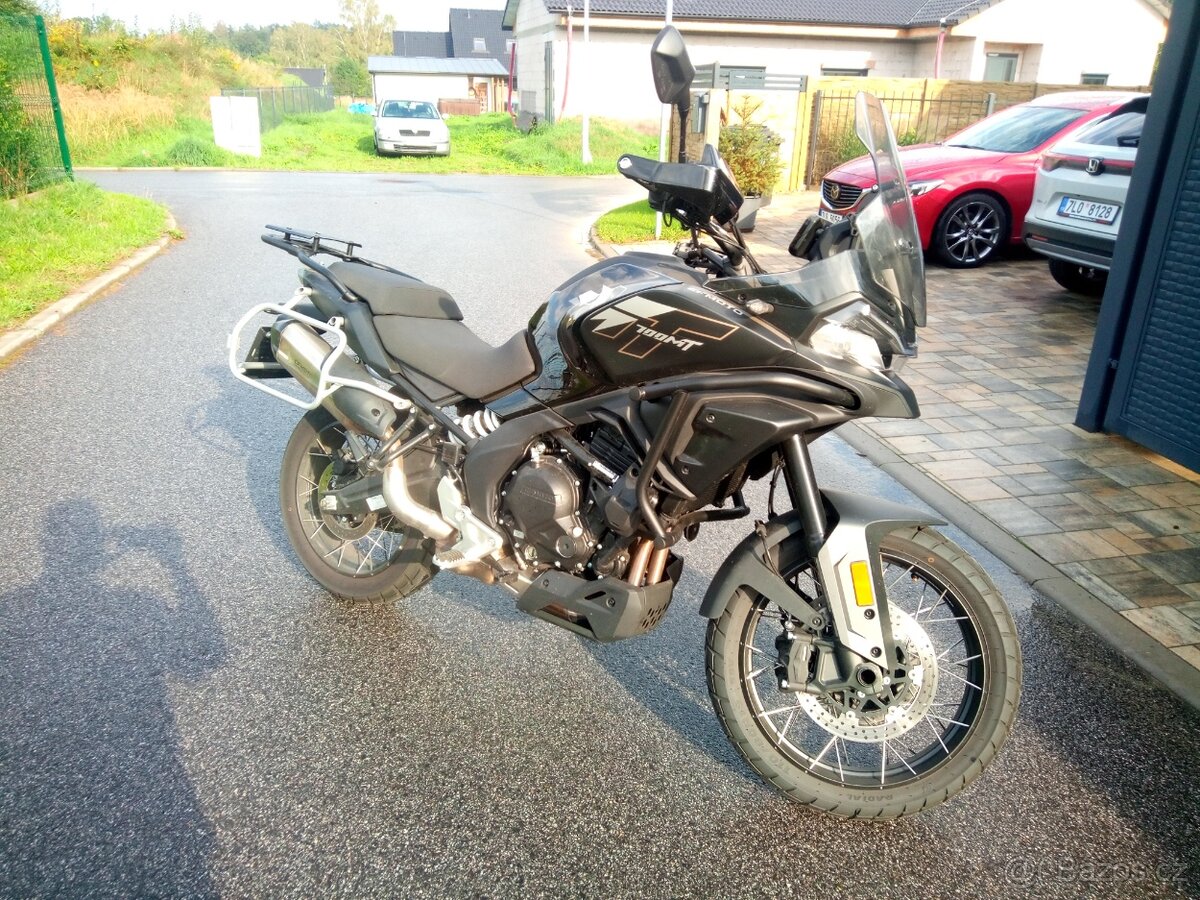 CF Moto MT 700 6/2026 - 2
