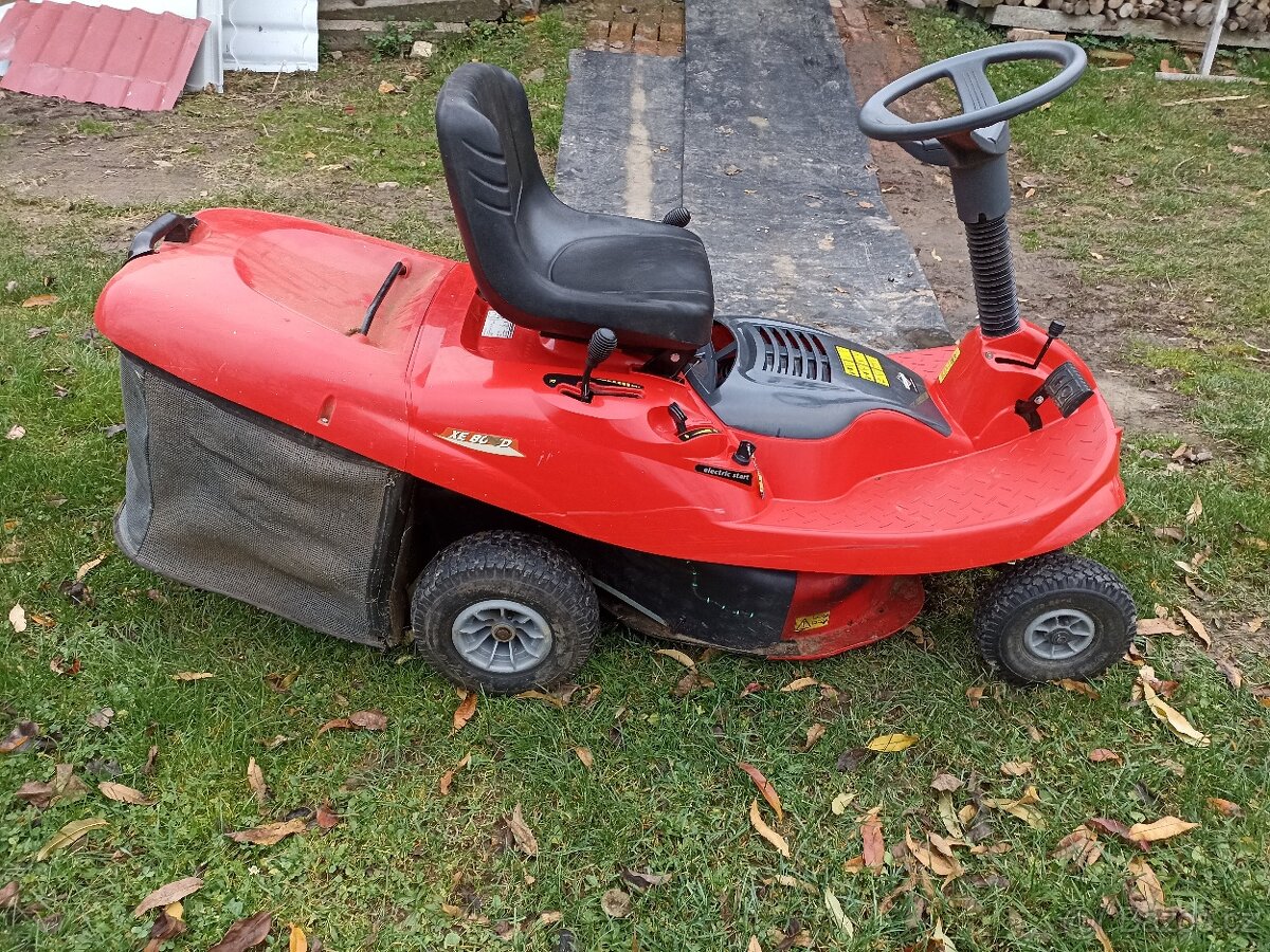 Traktor - zahradní Rider XE 80VD - 2