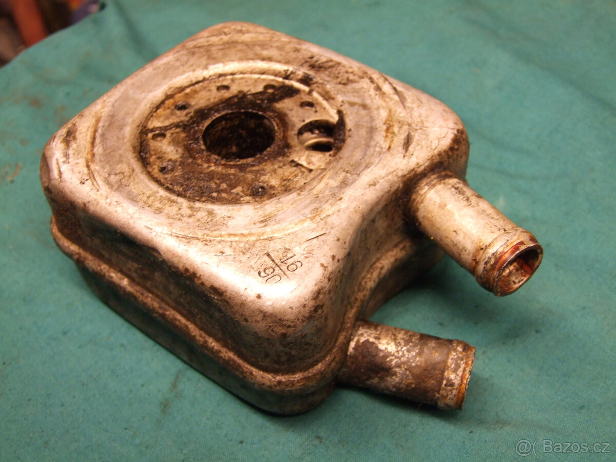 Chladiče oleje a vody z T4 na motory VW 2,5i rok 96 AAF - 2