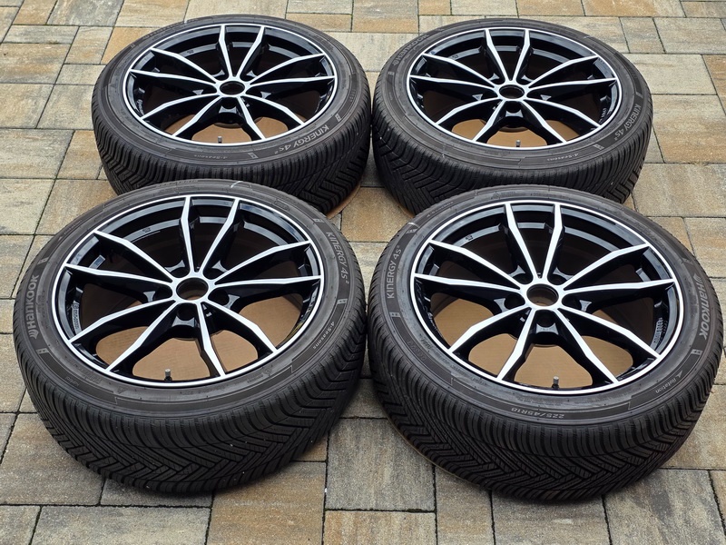 celoroční alu RIAL 8x18" 5x112 ET30 s pneu 225/45 R18 - 2