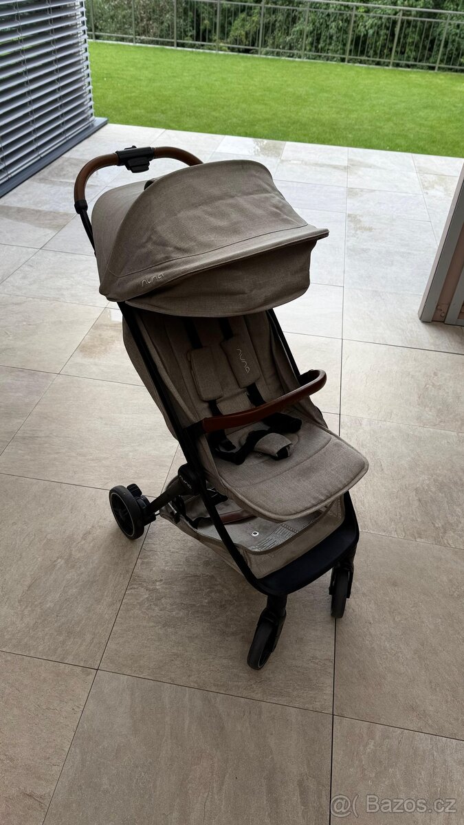 Kočárek NUNA TRVL - 2