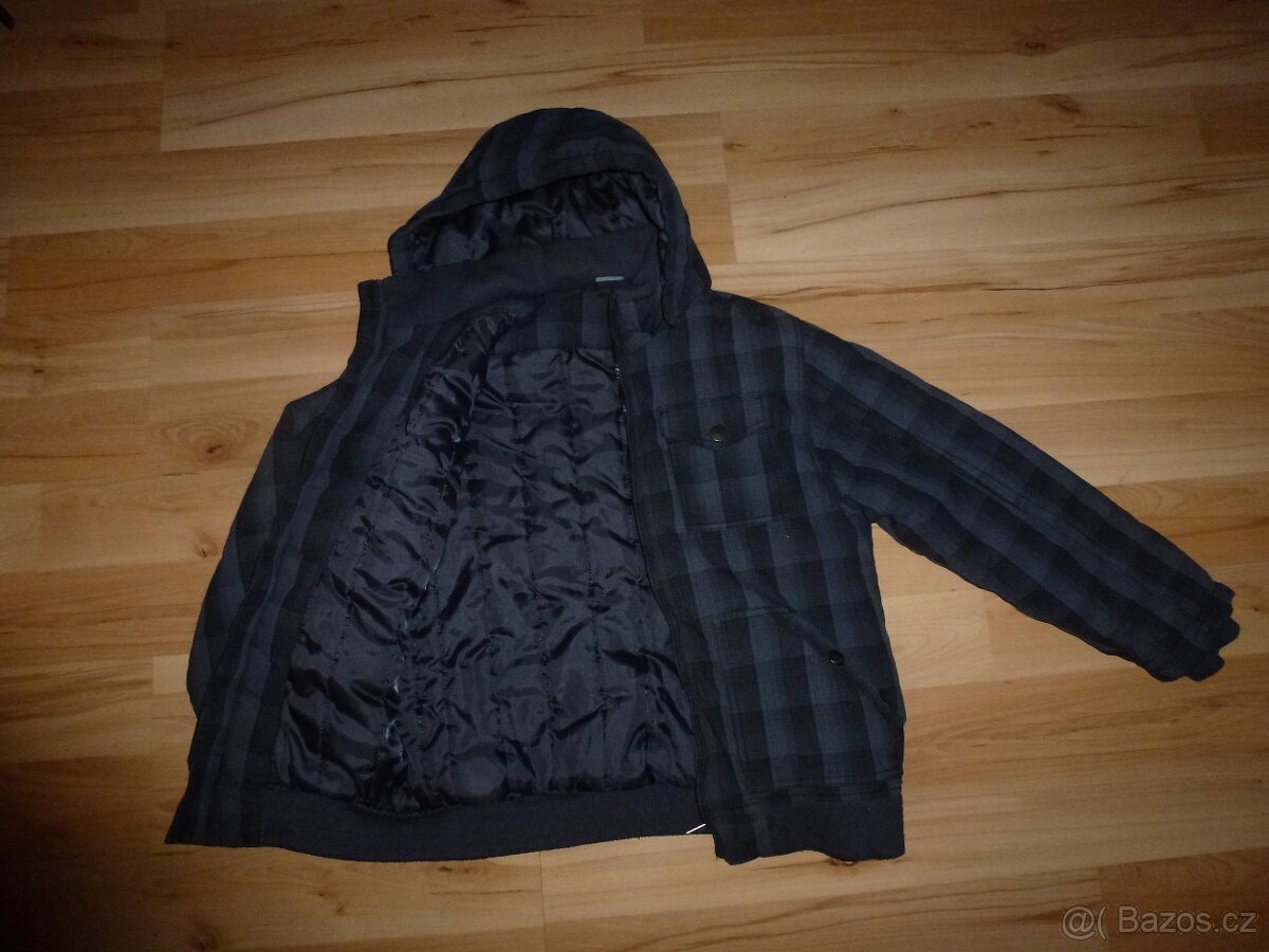 Teplá zimní bunda, vel.146/152 - 2