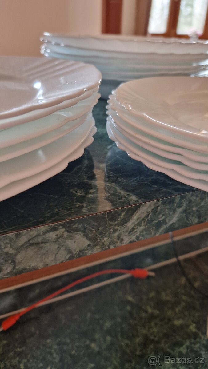 Sada talířů - 2