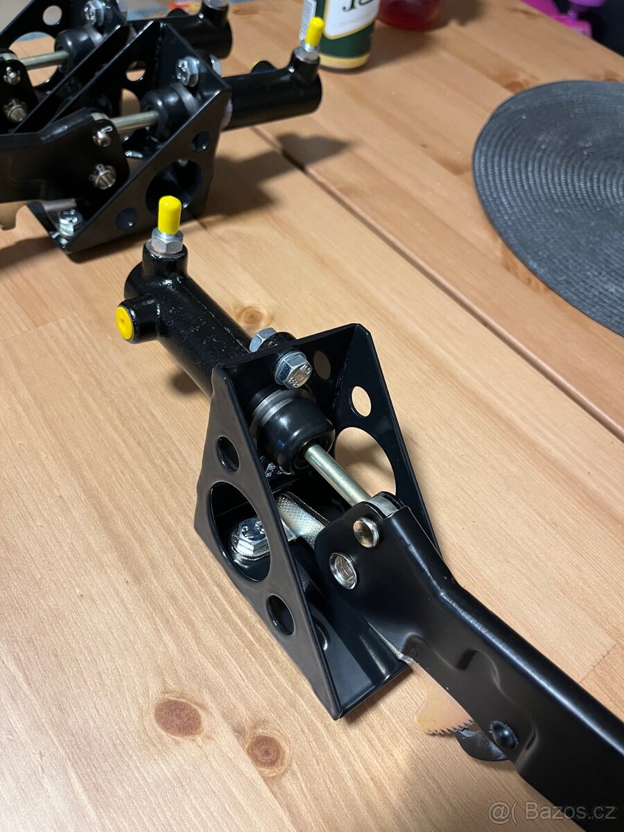 Hydraulická ruční brzda Škoda 130LR, 130RS, 120S - 2