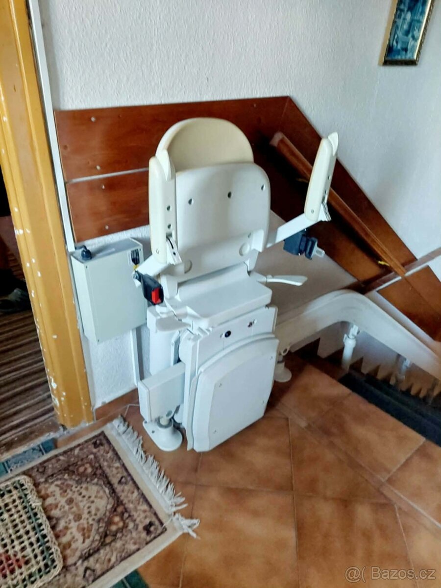 Schodistova sedacka - 2