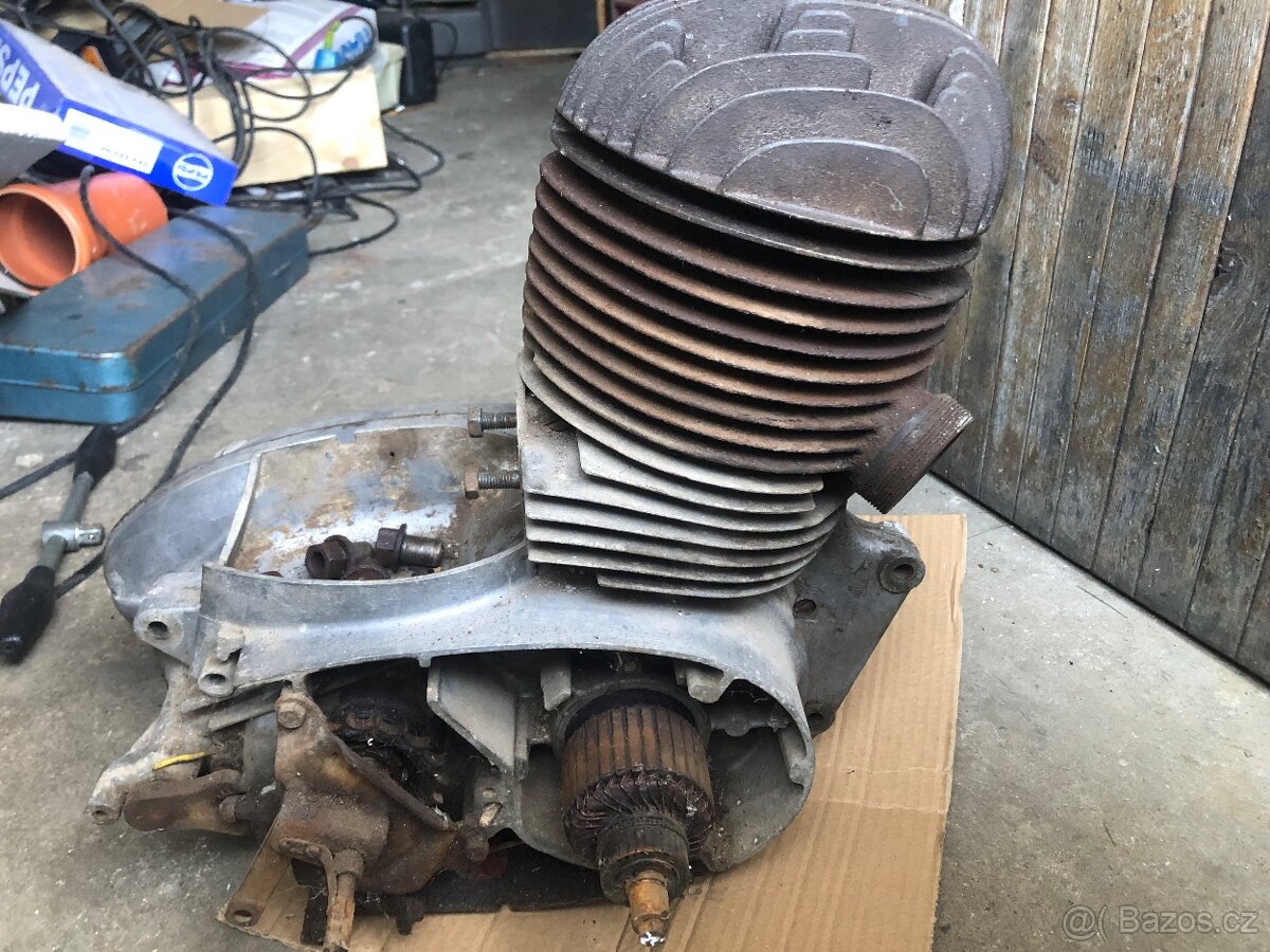 Motor jawa 250/353 - 2