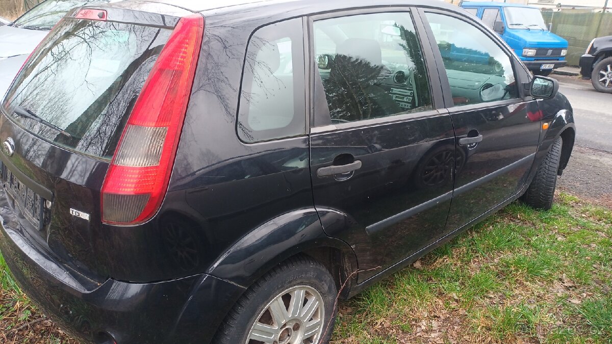 Ford fiesta 1.4 TDCI - 2