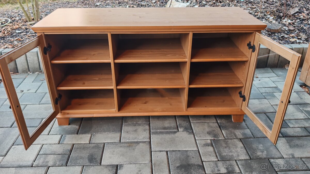 Dřevěná komoda vitrína Ikea Markor Leksvik Hemnes - 2