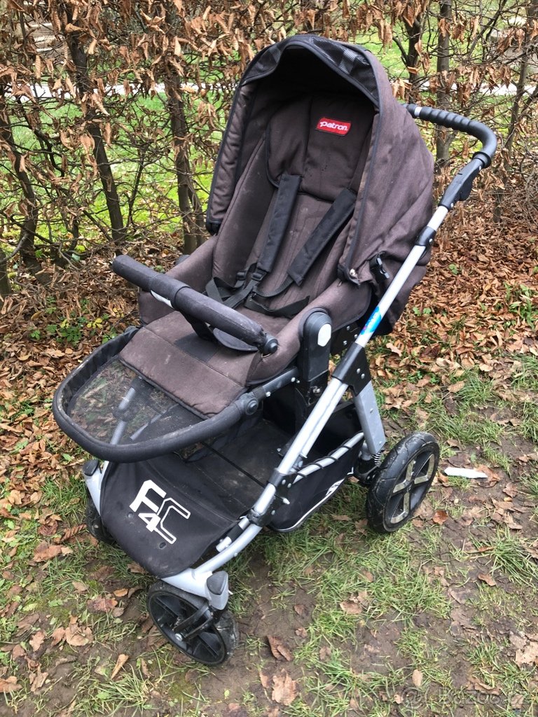 Kočárek trojkombinace + podložka isofix - 2