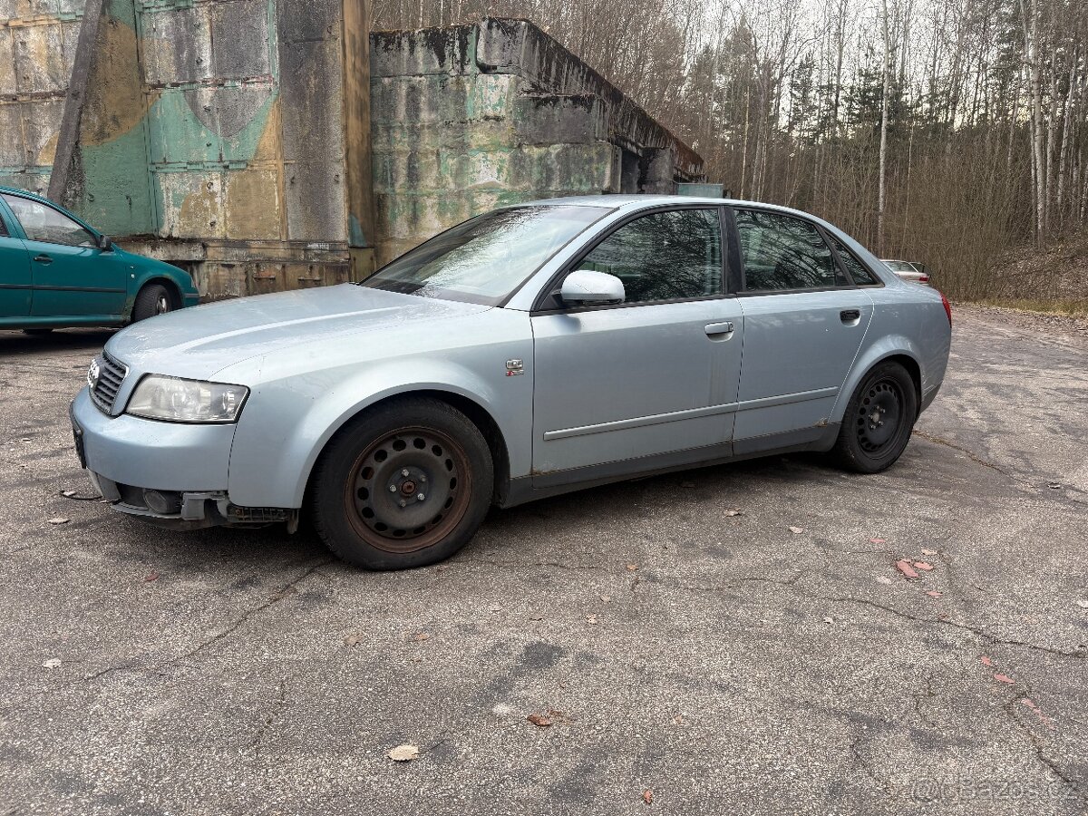 Audi A4 B6 1,9 74kw ND nebo zbytek celku - 2