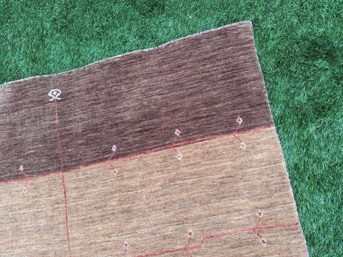 Koberec 290x205 nove - 2