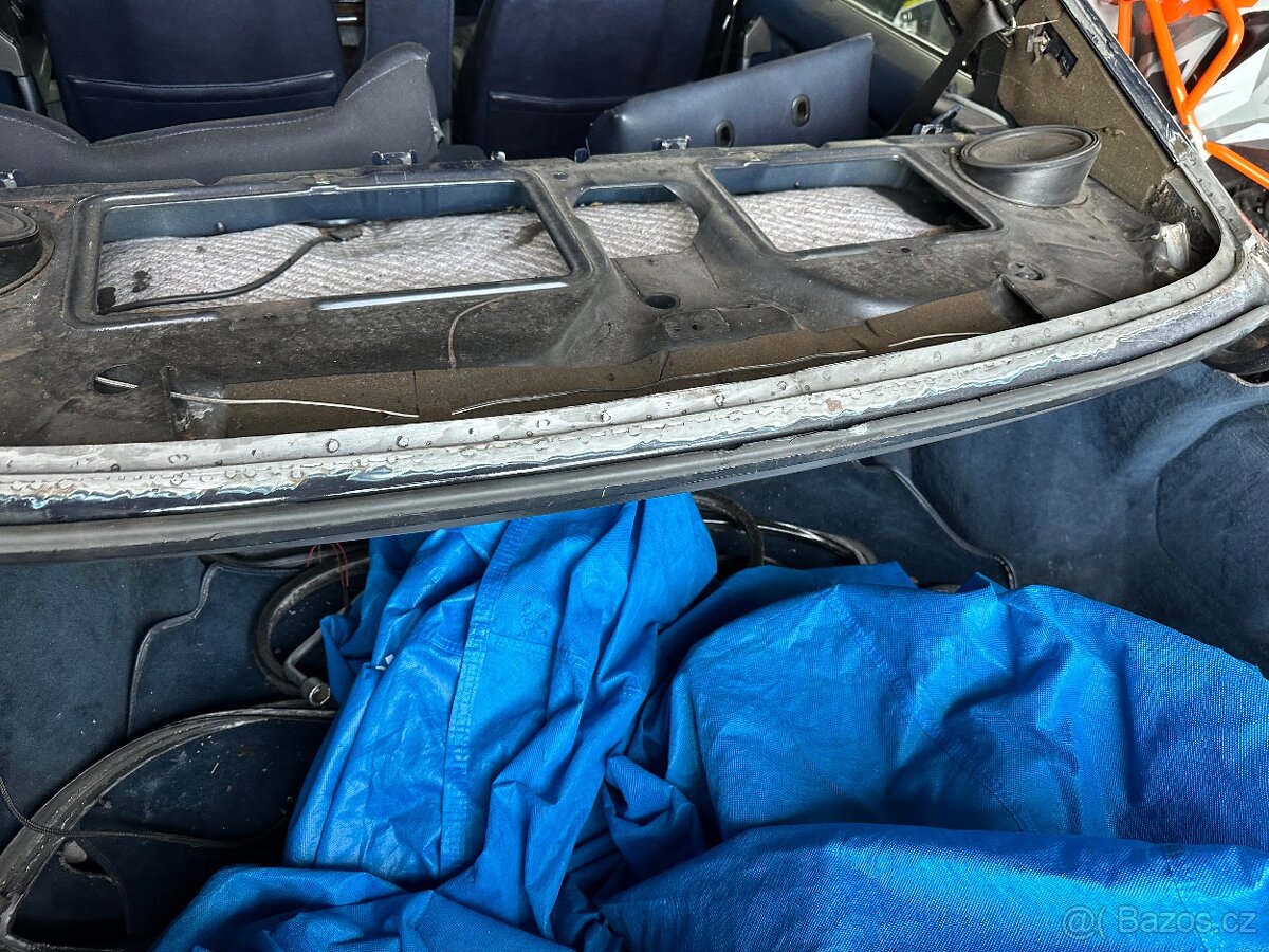 Mercedes SEC 500 - 2