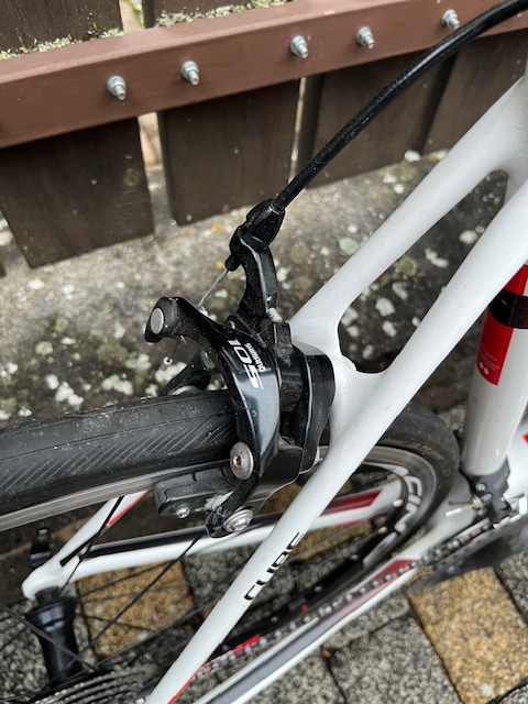 Karbonové silniční kolo Cube - 2