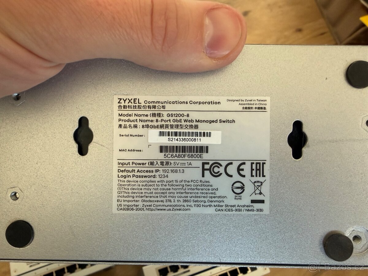 Switch Zyxel GS-105B / ES-105A / ES-108A - 2
