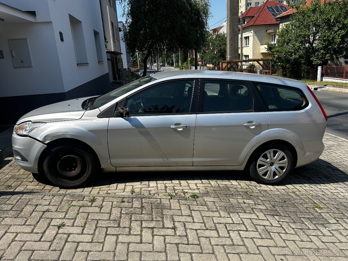 Ford Focus 1.6 benzin - 2