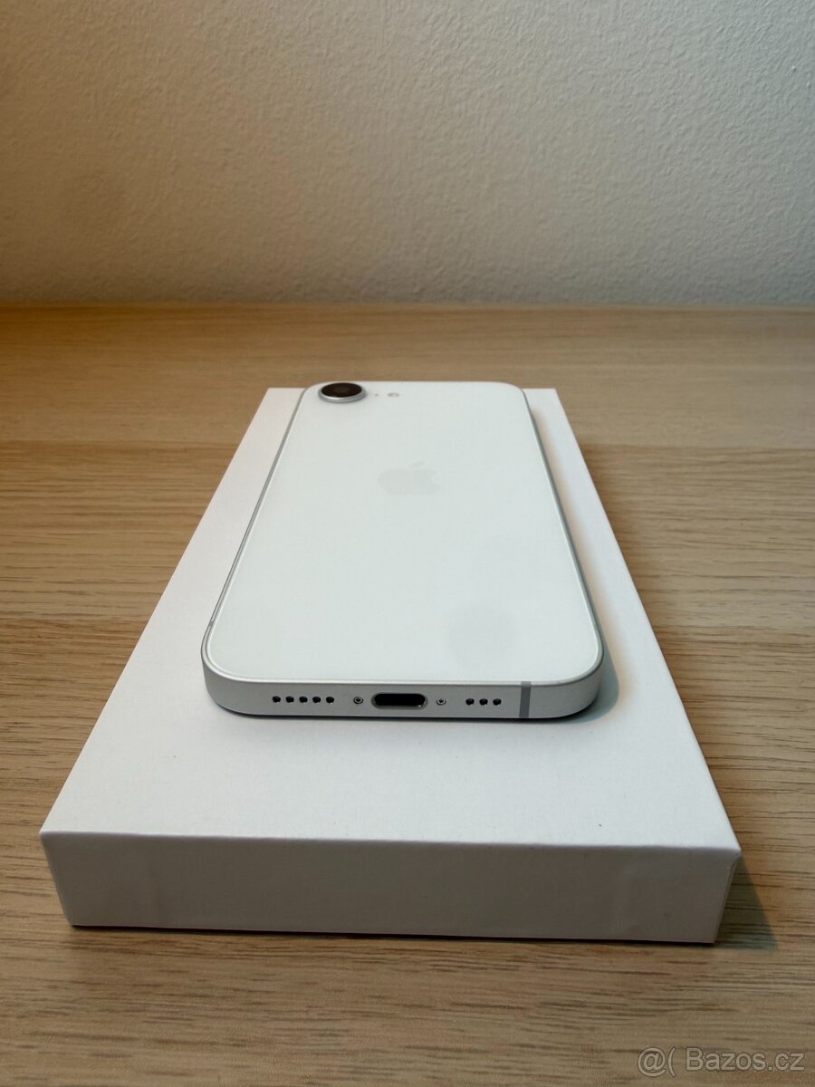 Prodám iPhone 17e 256 GB – bílý - 2
