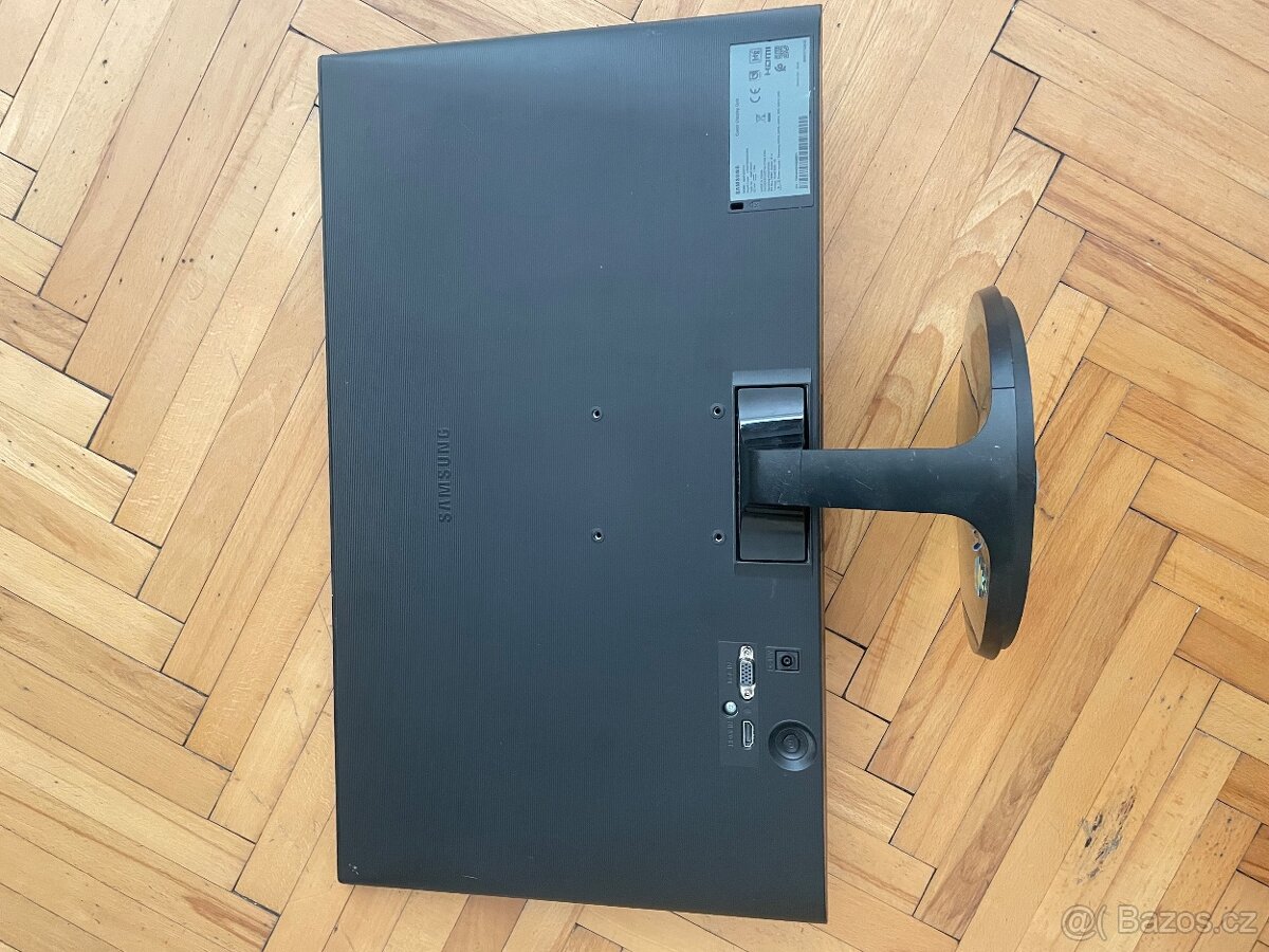 Monitor samaung 24’’ (63cm) - 2