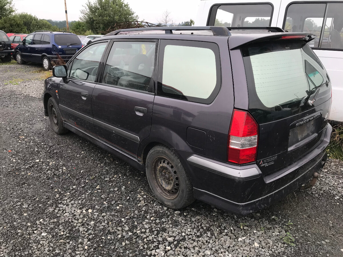 Mitsubishi Space Wagon 2,4GDi 110kW 1998 - dily - 2
