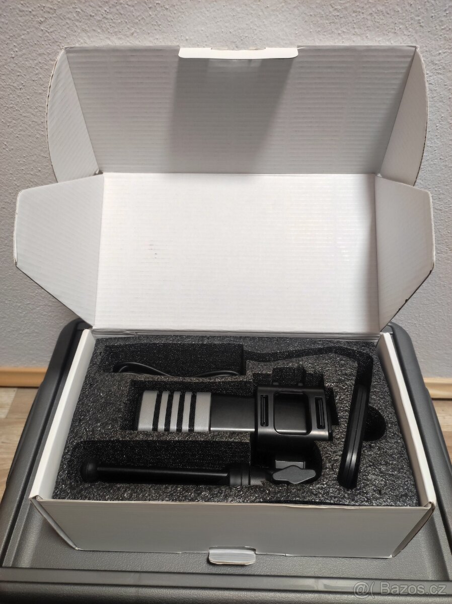 Nový počítačový mikrofon Tonor TC30 se stativem - 2