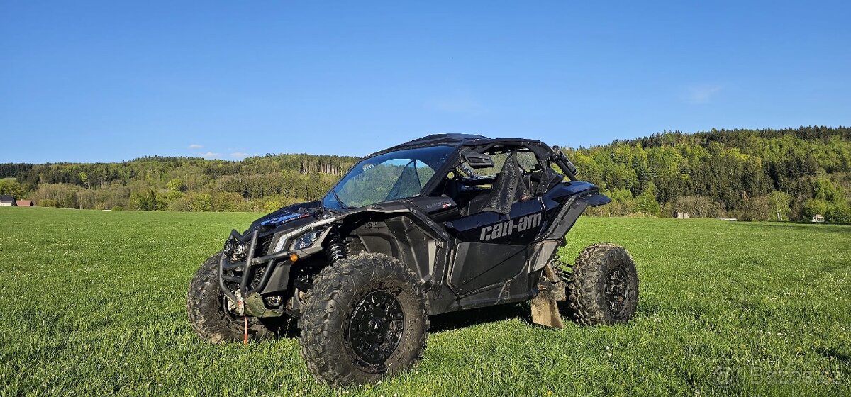 Can Am Maverick X3 XRS Turbo RR černý, model 2023
