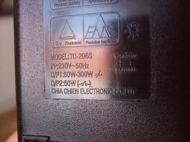 ŠŇŮROVÝ DVOJVYPÍNAČ S POTENCIOMETREM - 2