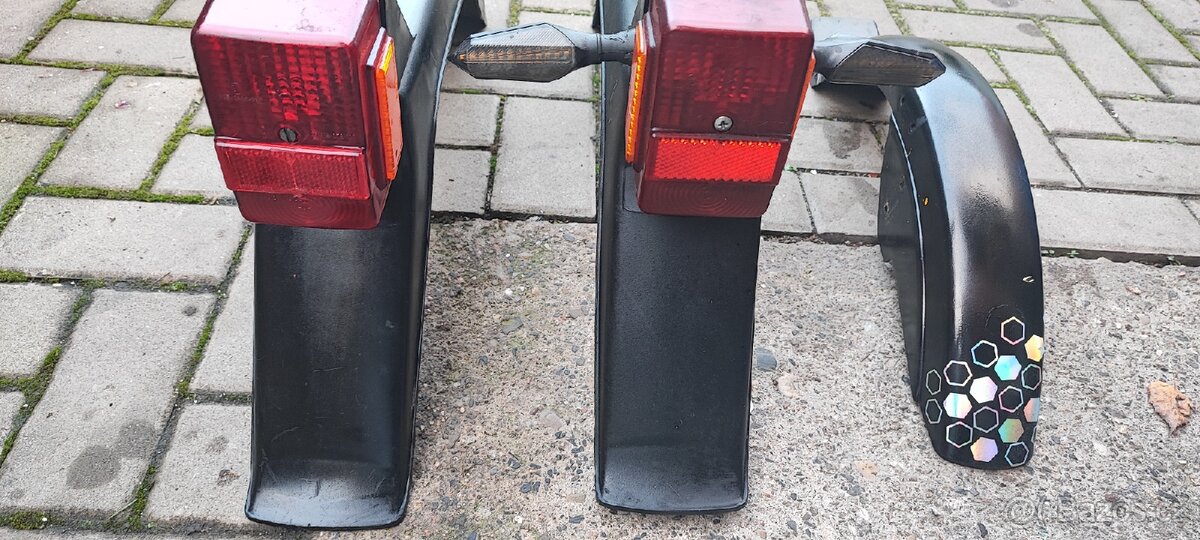 Manet Korado zadní blatník a přední - 2