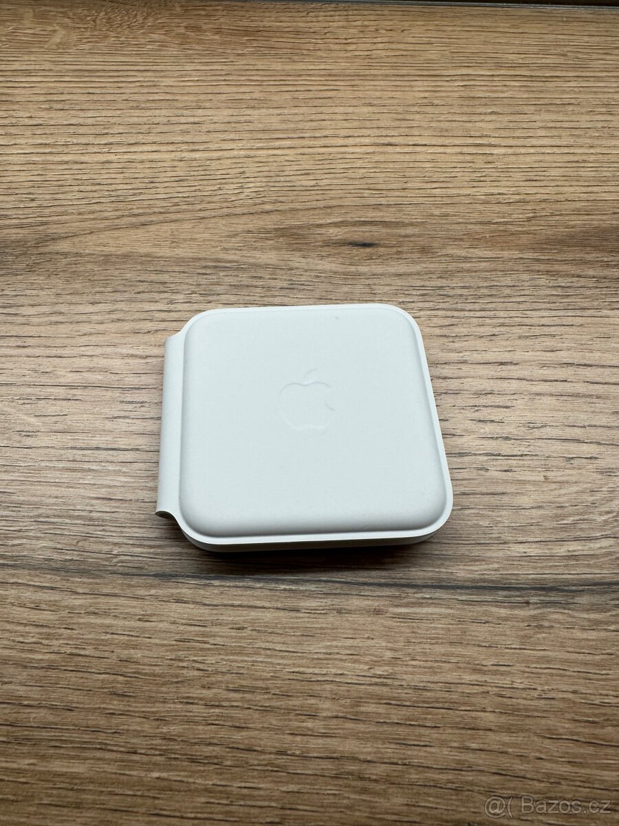 Bezdrátová Apple MagSafe Duo nabíječka - 2