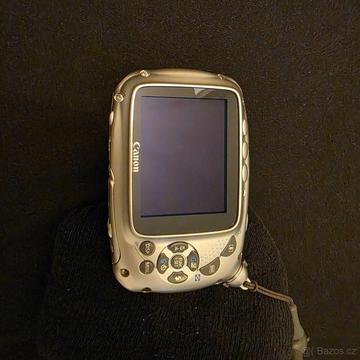 Canon PowerShot D10 - 2