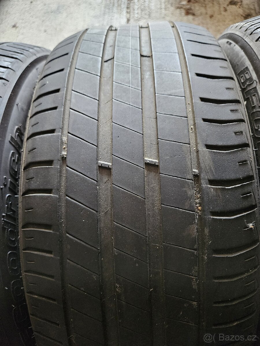 Letní pneu 235/45R18 BFGoodrich - 2