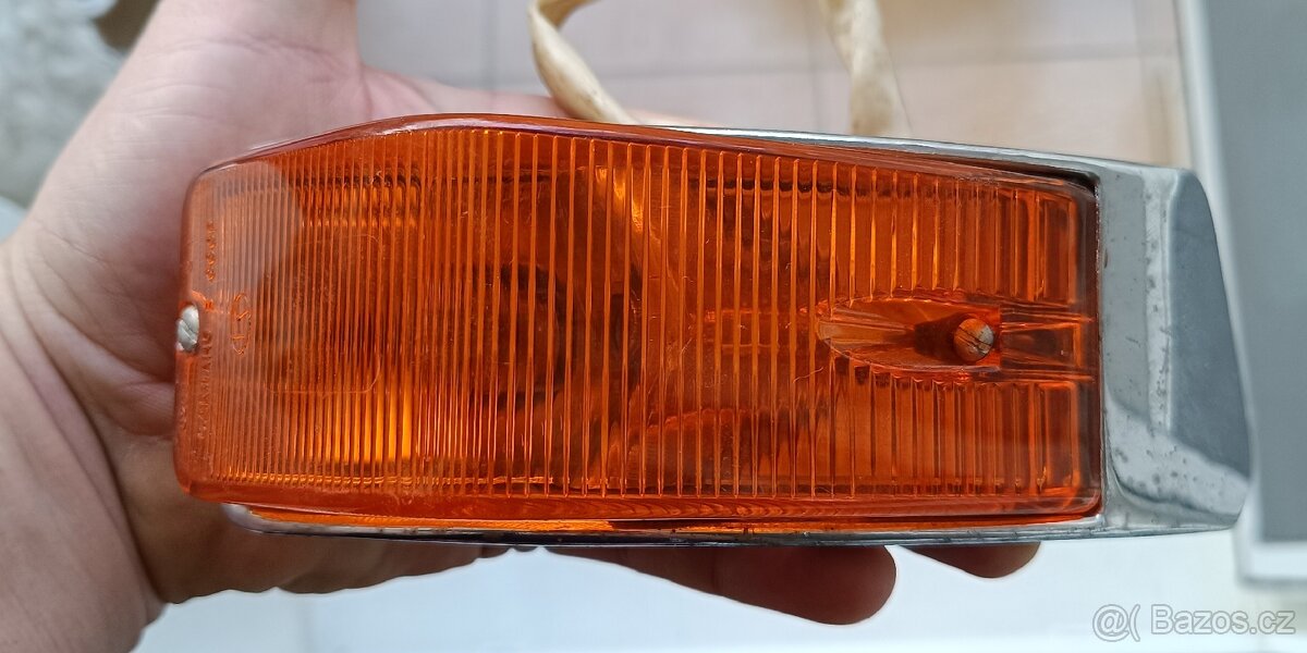 Prodám originál L blinkr na Volhu 24 - 2