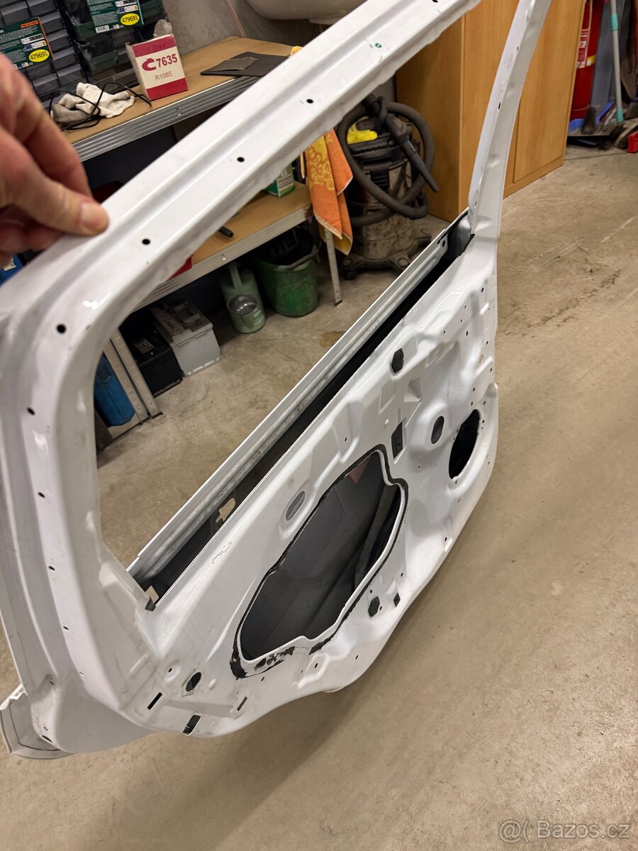 Levé zadní dveře Ford S-max 2416496 - 2