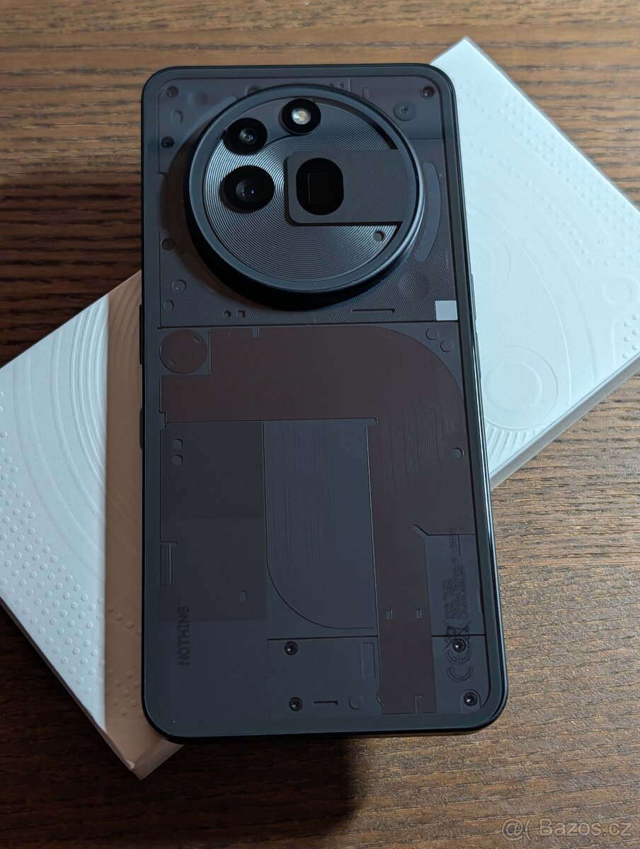 Nothing Phone (3a) Pro 256/12GB - 2