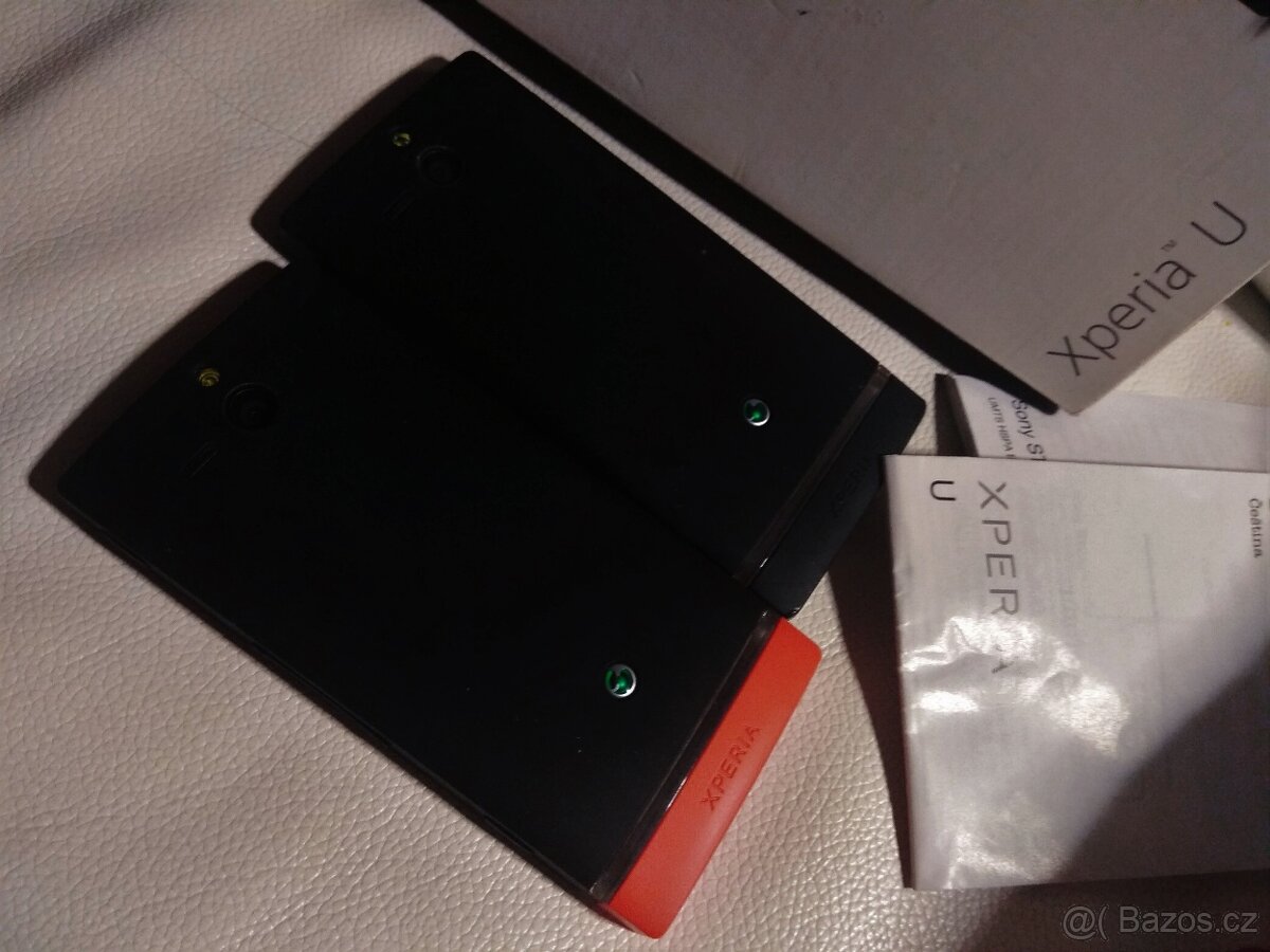 Sony Xperia U ST25i - 2