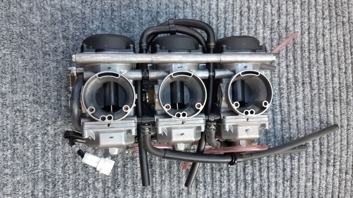 Karburátory na skútr Yamaha - 2