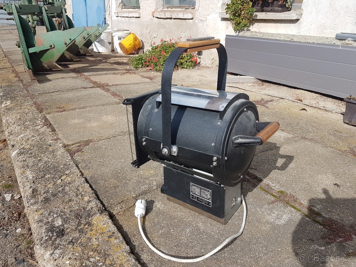 Divadelní reflektor - 2