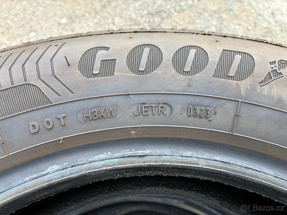Letní pneu 205/60 R16 Goodyear efficientgrip - 2