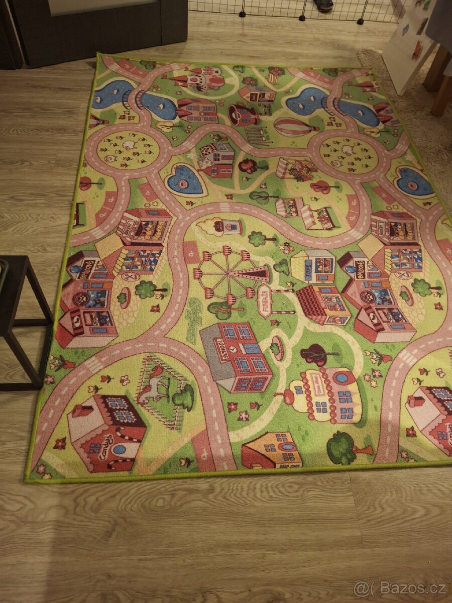 Dětskxý koberec - 2