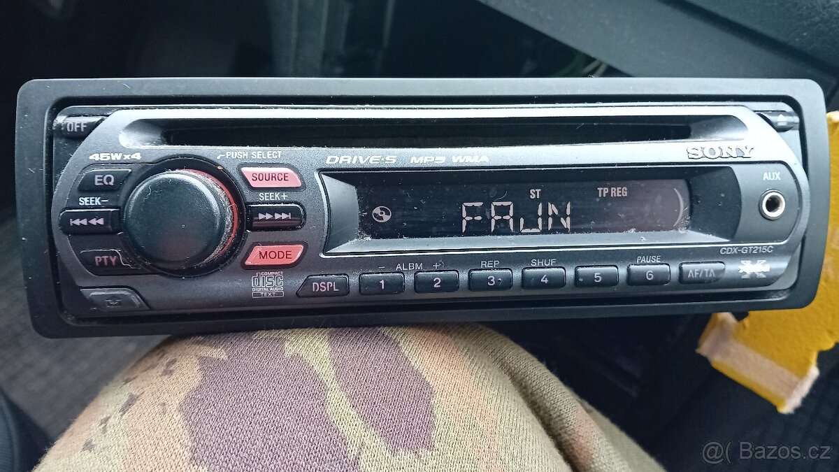 autoradio Sony CDX GT 215 C - 2